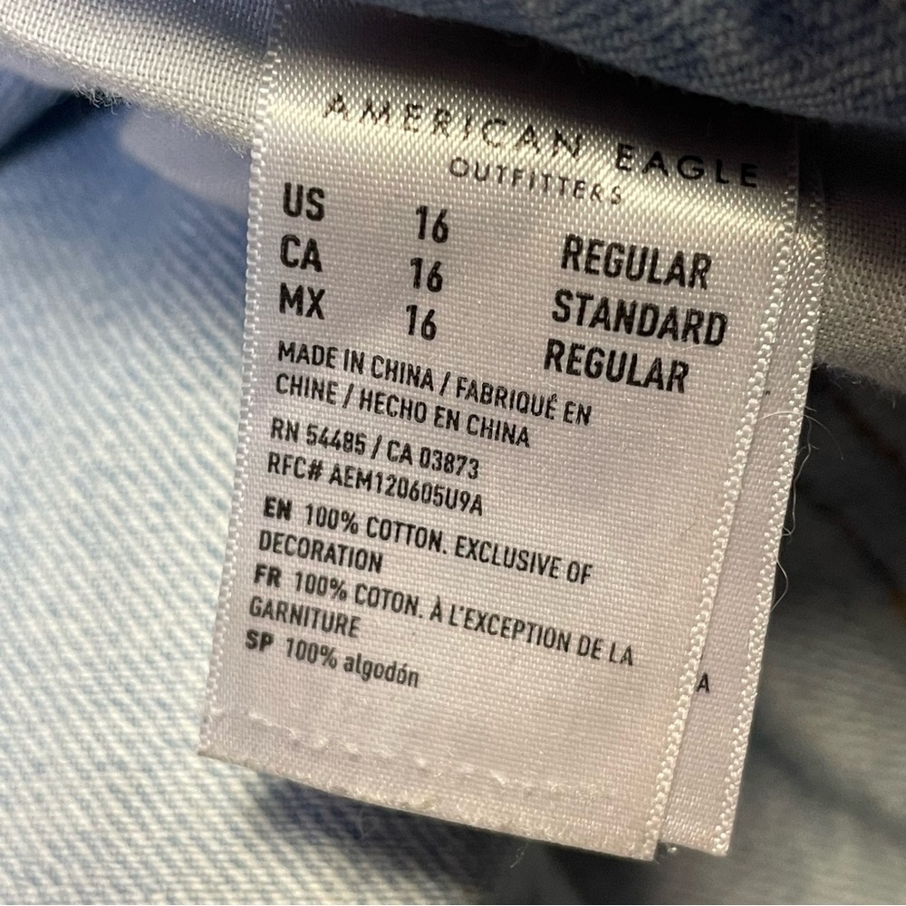 American Eagle Distressed 90s Straight Denim Jeans Womens 16 Destroyed Ripped - Picture 10 of 10